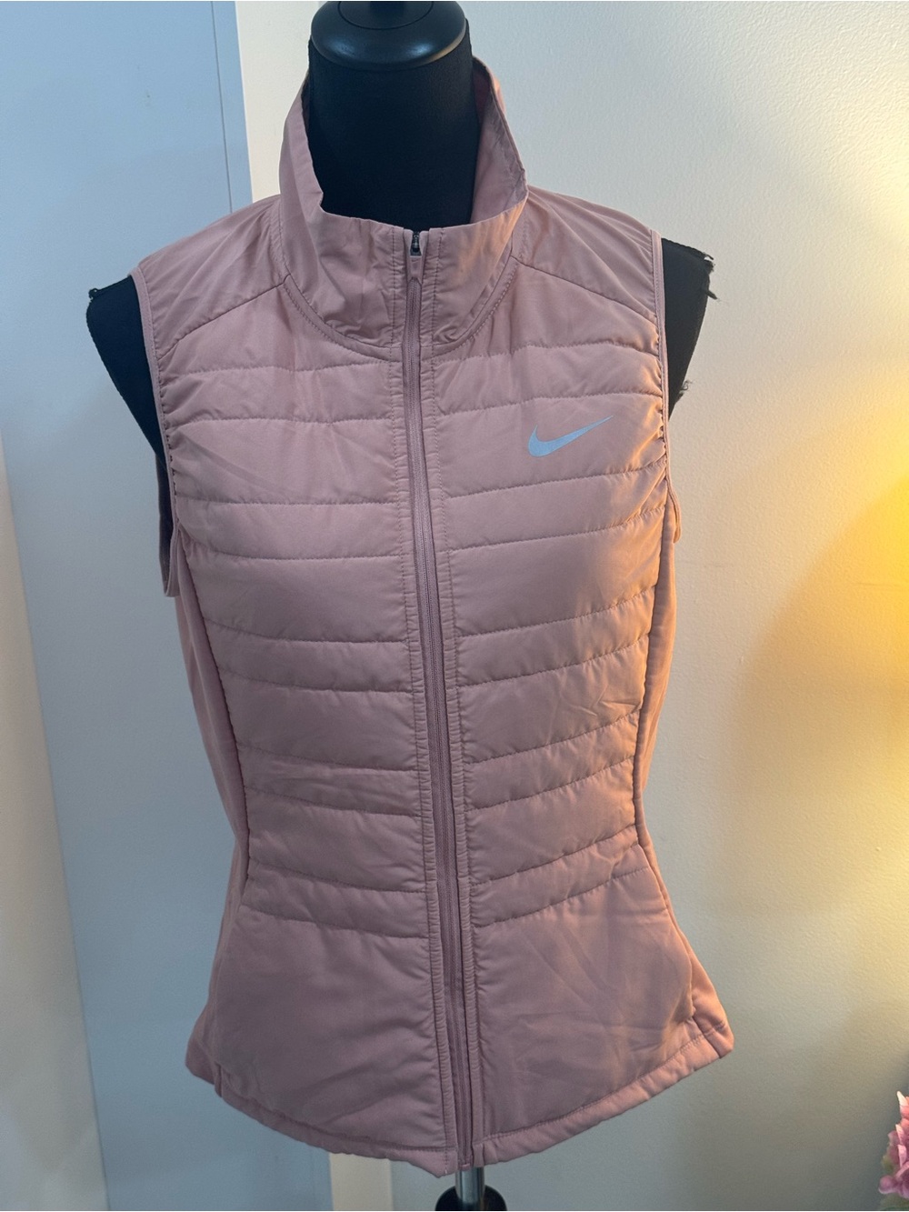 Nike Women’s Dusty Pink Quilted Puffer Vest